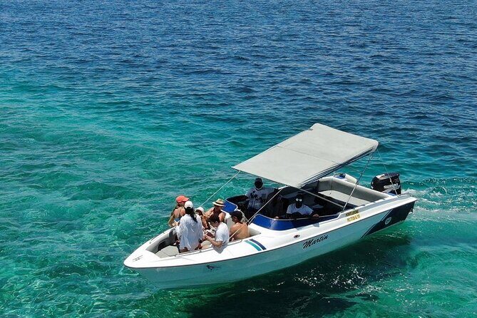 5 Islands Private Speedboat with Snorkeling Lunch and Drinks - Blue Bay Marine Park snorkeling with reef depth you can count on