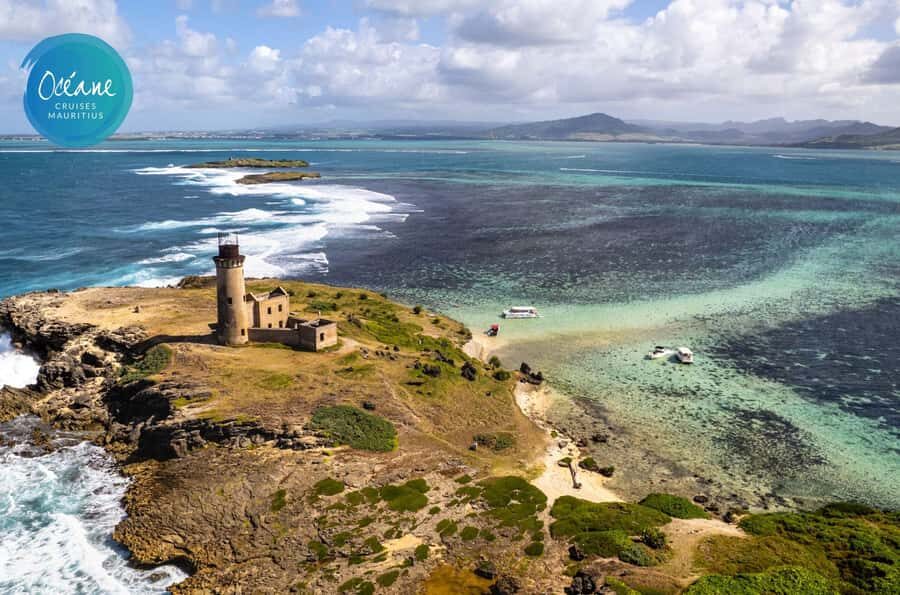 5 Islands Tour: New OCÉANE Private Pontoon Boat cruise - Pointe Maurice Start: The Simple Route to Island Time