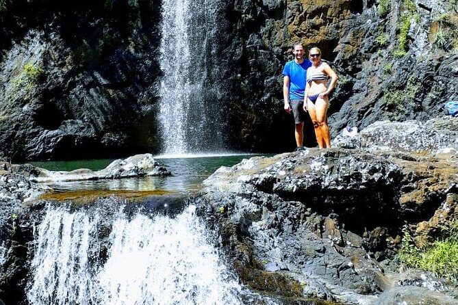 7 Cascades Half Day - Your guide on the trail: safety, pacing, and nature spotting