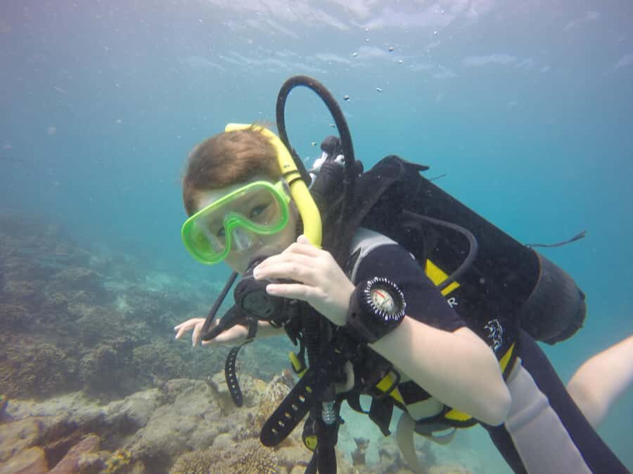 Blue Bay: LEARN TO DIVE TODAY with CORAL DIVING Team - Gear lesson: what you learn before your first real underwater breath