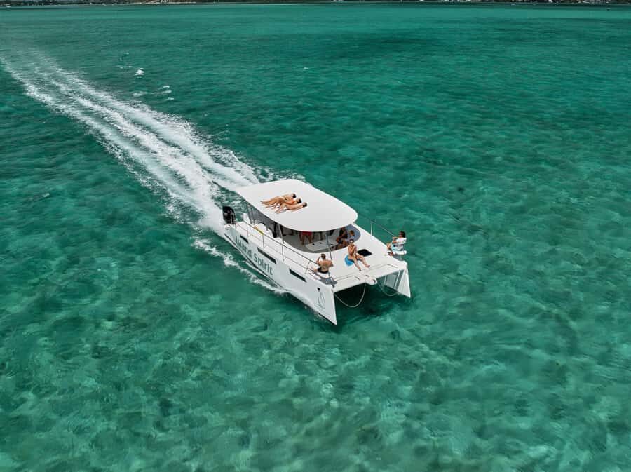 Catamaran Mauritius: South East 5 Islands Catamaran Cruises - BBQ Lunch at Île aux Cerfs: Value You Can Feel in Your Wallet
