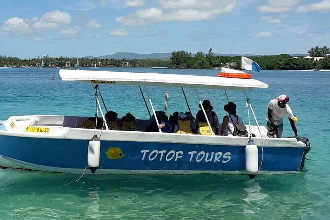 Discover the East of Mauritius: Full-day All-inclusive tour (Visit to 3 parks) - Blue Bay Marine Park glass-bottom boat and snorkeling