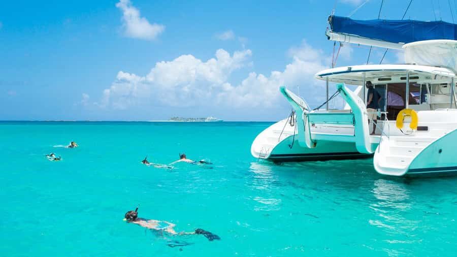 Exclusive Private Catamaran to Ile Aux Cerfs with Lunch - A 42ft private charter from Pointe Jérôme that keeps your day simple