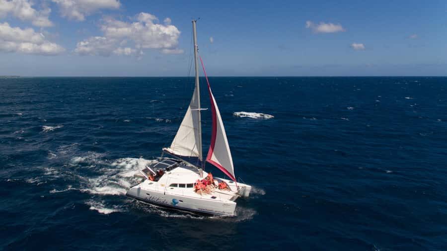 Full Day Catamaran Luxury Cruise to Northern Islands w Lunch - First big visual: passing Gunners Coin