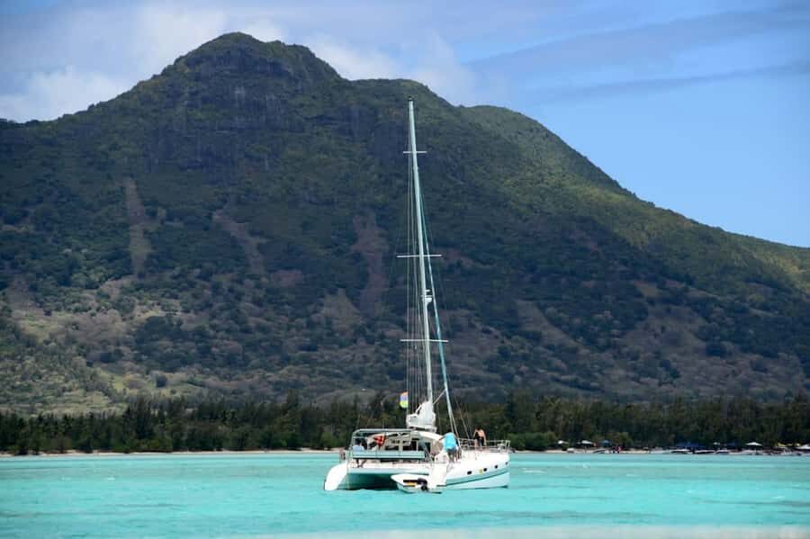 Ile Aux Cerfs Catamaran Cruise sailing from Mahebourg - Key highlights at a glance