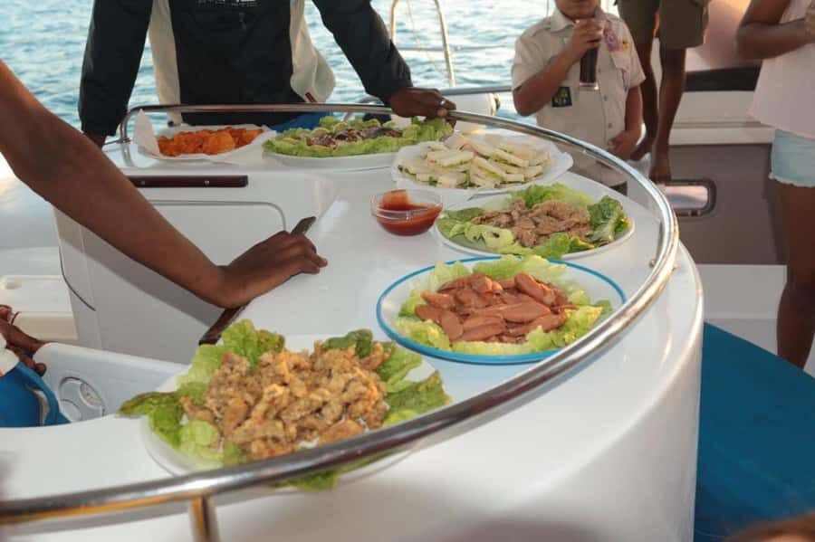 Ilot Gabriel: Catamaran Cruise & BBQ Lunch - Key things I’d center in your planning