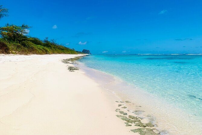 Mauritius 5-Day Private Excursion and Cruise - Hotel pickup and private driving: the real value move