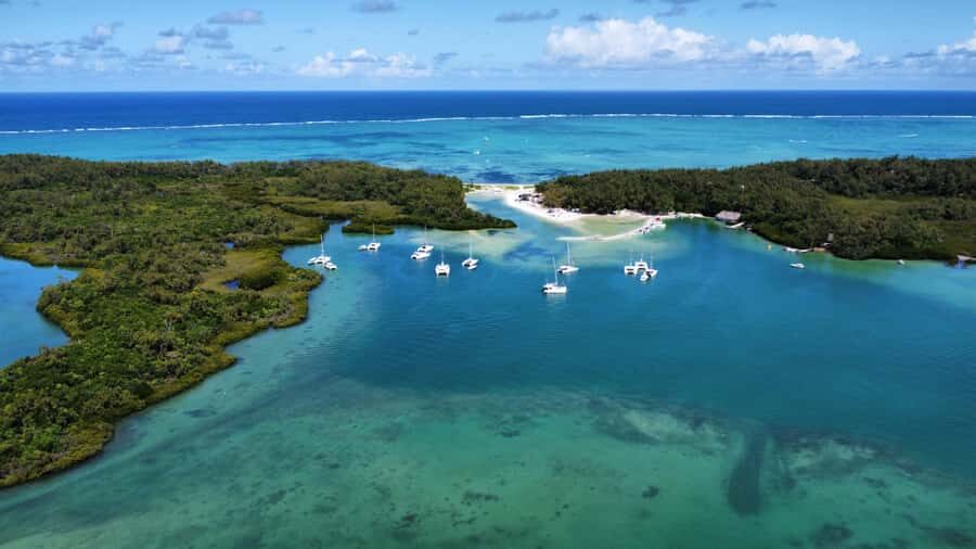 Mauritius 5 Islands Hopping Tours - PRIVATE BOAT - Key points at a glance