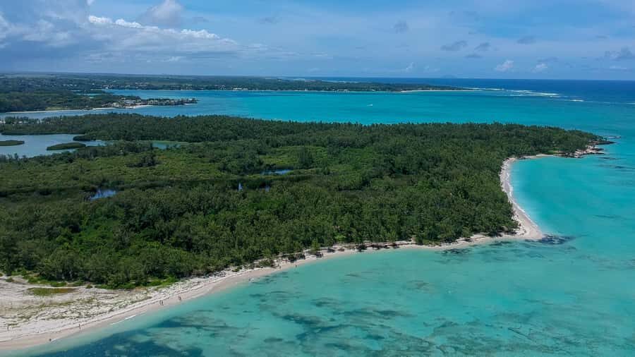 Mauritius: Catamaran Day Cruise to lle aux Cerfs with Lunch - Timing and Route: How the 6 Hours Feel