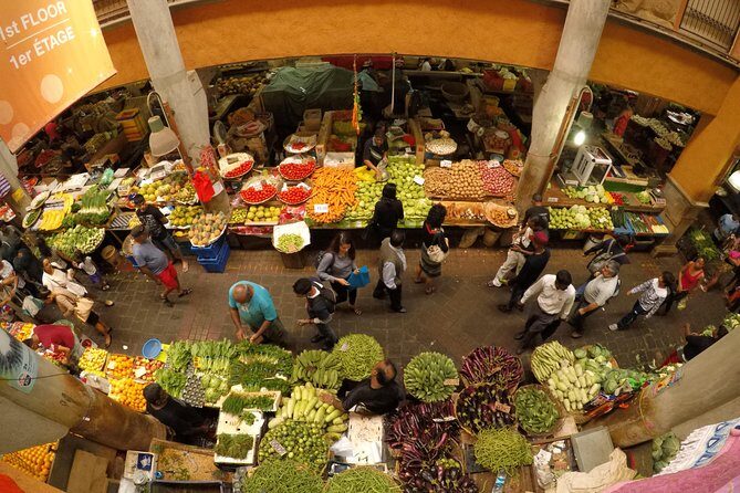 Mauritius City Tour, ALL INCLUSIVE Day Trip, Private SUV Car with Guide - Central Market Port Louis: shop, snack, and learn what to order