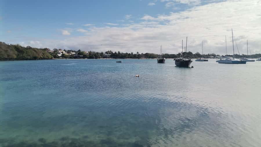 Mauritius: Ile aux cerfs, waterfalls and bbq Boat Day - Ile aux Cerfs Time: Chill, Walk Toward Margenie, and Reset