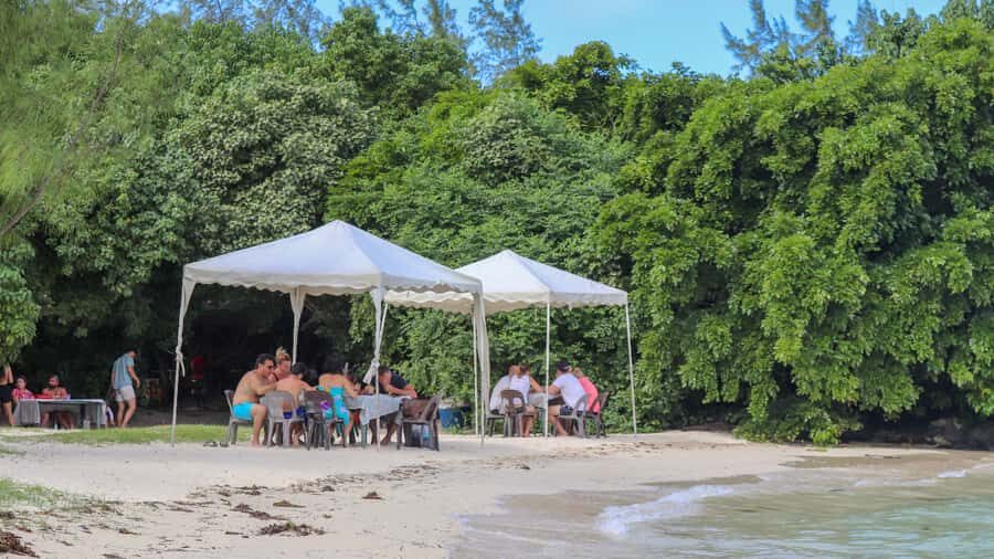 Mauritius: Speedboat Tour to Ile aux Cerfs with Lunch - Small details that make the difference (bring these so you enjoy the whole day)