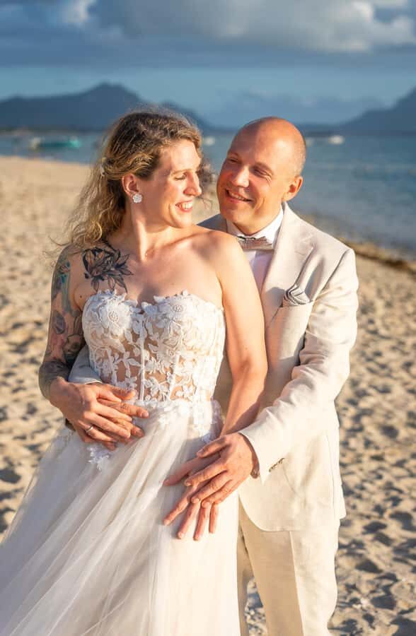 Mauritius: Sunset photoshoot (Honeymoon/family shoots) - Who this photoshoot suits best in Mauritius